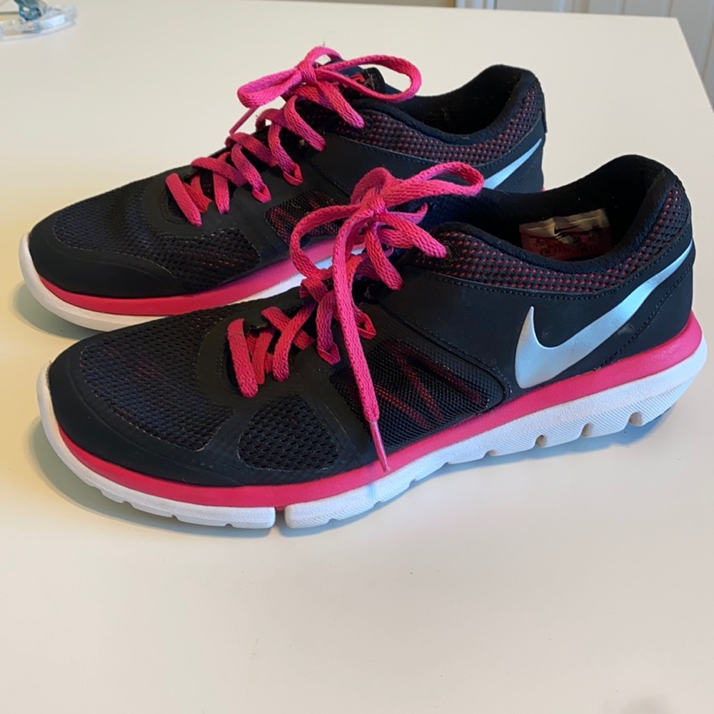 Nike Flex Womens Size 9